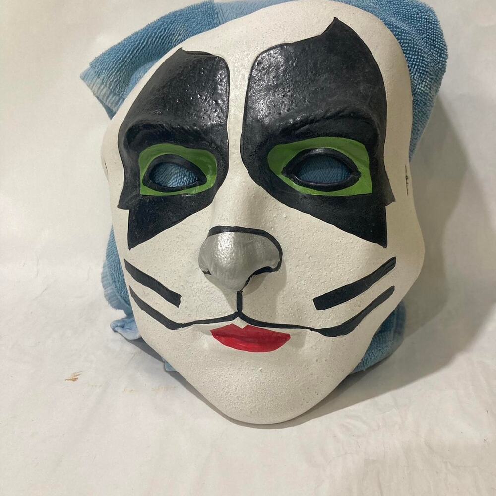 Kiss the catman halloween